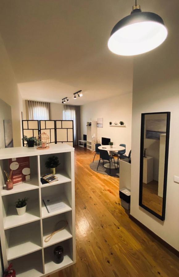 Studio Clerigos B Centro Do Oporto Exteriör bild